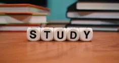 पढ़ाई के लिए समूह अध्ययन के १३ फायदे